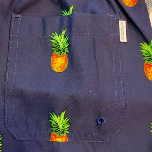 BOYS CUTE PINEAPPLE SWIM TRUNK - Picture 3 of 5